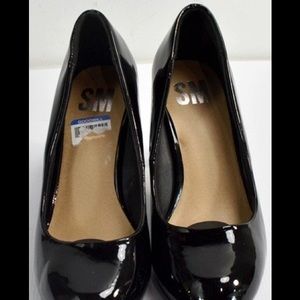 Women's Black Heels. Sz. 9M